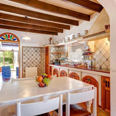 Дом отдыха Finca Sant Jordi De Baix 4 Bedroom Cottage, Ciutadella