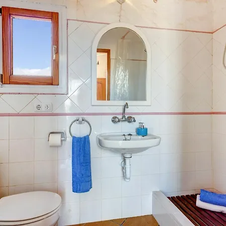 Finca Sant Jordi De Baix 4 Bedroom Cottage, Ciutadella * Сьюдадела