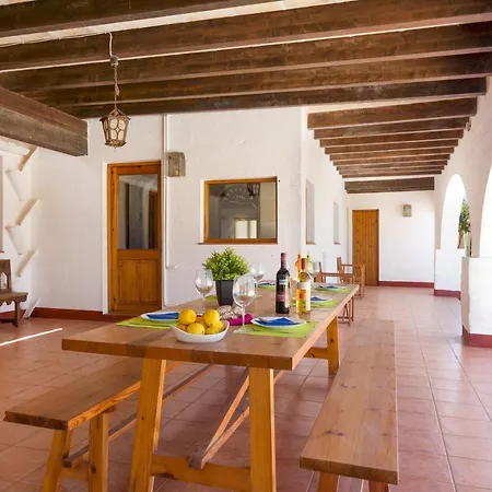 Finca Sant Jordi De Baix 4 Bedroom Cottage, Ciutadella *